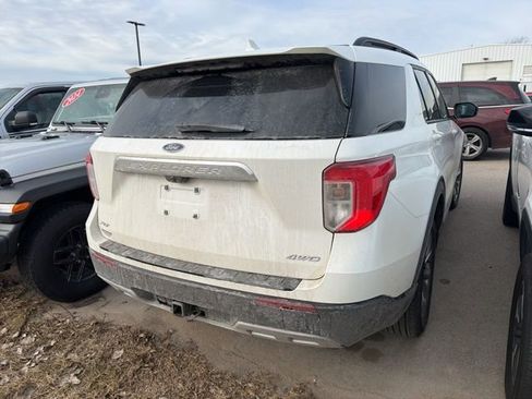 Used 2023 Ford Explorer XLT w/ Equipment Group 202A image 10