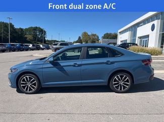 New 2026 Volkswagen Jetta SE video 3