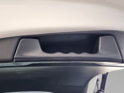 Used 2024 Toyota RAV4 XLE FWD image 28