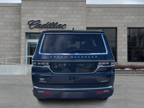 Used 2022 Jeep Grand Wagoneer Series II image 6