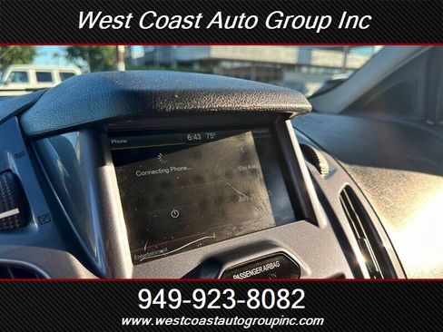 Used 2015 Ford Transit Connect Titanium image 16