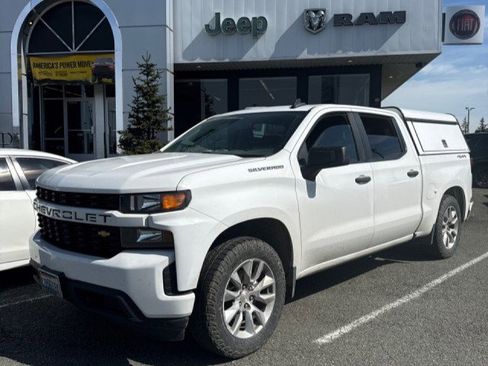 Used 2022 Chevrolet Silverado 1500 Custom image 1