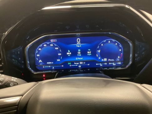 Used 2024 Chevrolet Silverado 2500 ZR2 w/ Technology Package image 14