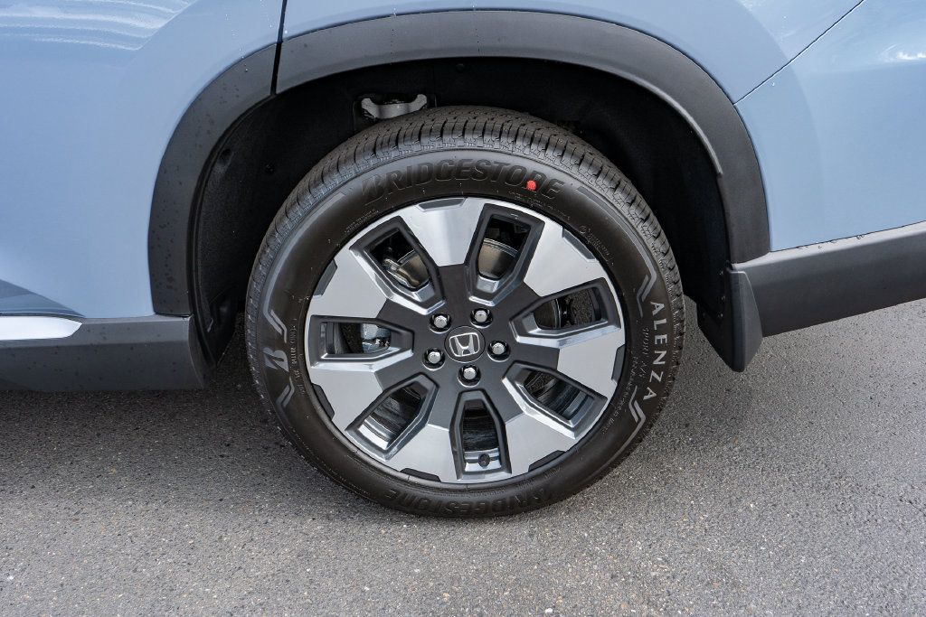 New 2026 Honda Pilot Elite image 10