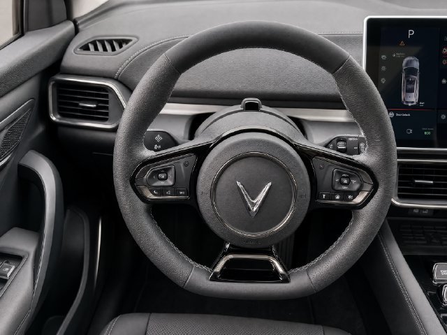 New 2025 VinFast VF 8 Plus AWD/4WD image 16