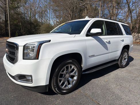 Used 2019 GMC Yukon SLT w/ Open Road Package RWD image 2