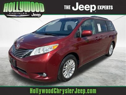 Used 2017 Toyota Sienna XLE w/ XLE Navigation Package