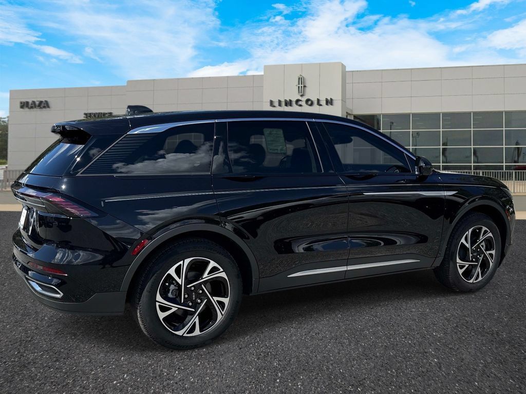 New 2026 Lincoln Nautilus Premier w/ Equipment Group 102A AWD/4WD image 3
