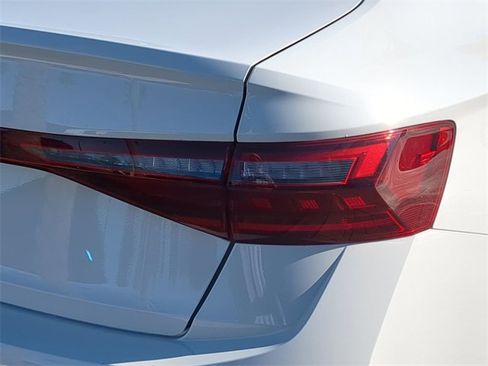 Certified 2025 Volkswagen Jetta Sport image 8