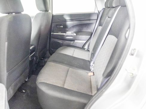 Used 2021 Mitsubishi Outlander Sport SE image 35