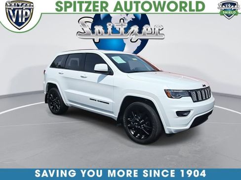 Used 2021 Jeep Grand Cherokee Laredo X AWD/4WD image 2