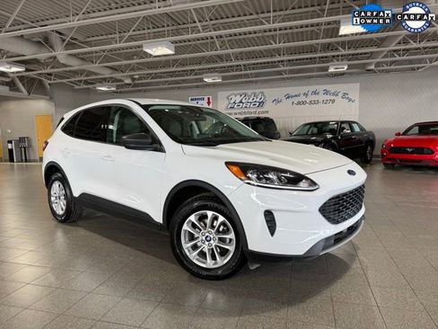 Used 2022 Ford Escape SE w/ Convenience Package image 2