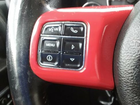 Used 2015 Jeep Wrangler Unlimited Sahara w/ Connectivity Group AWD/4WD image 15