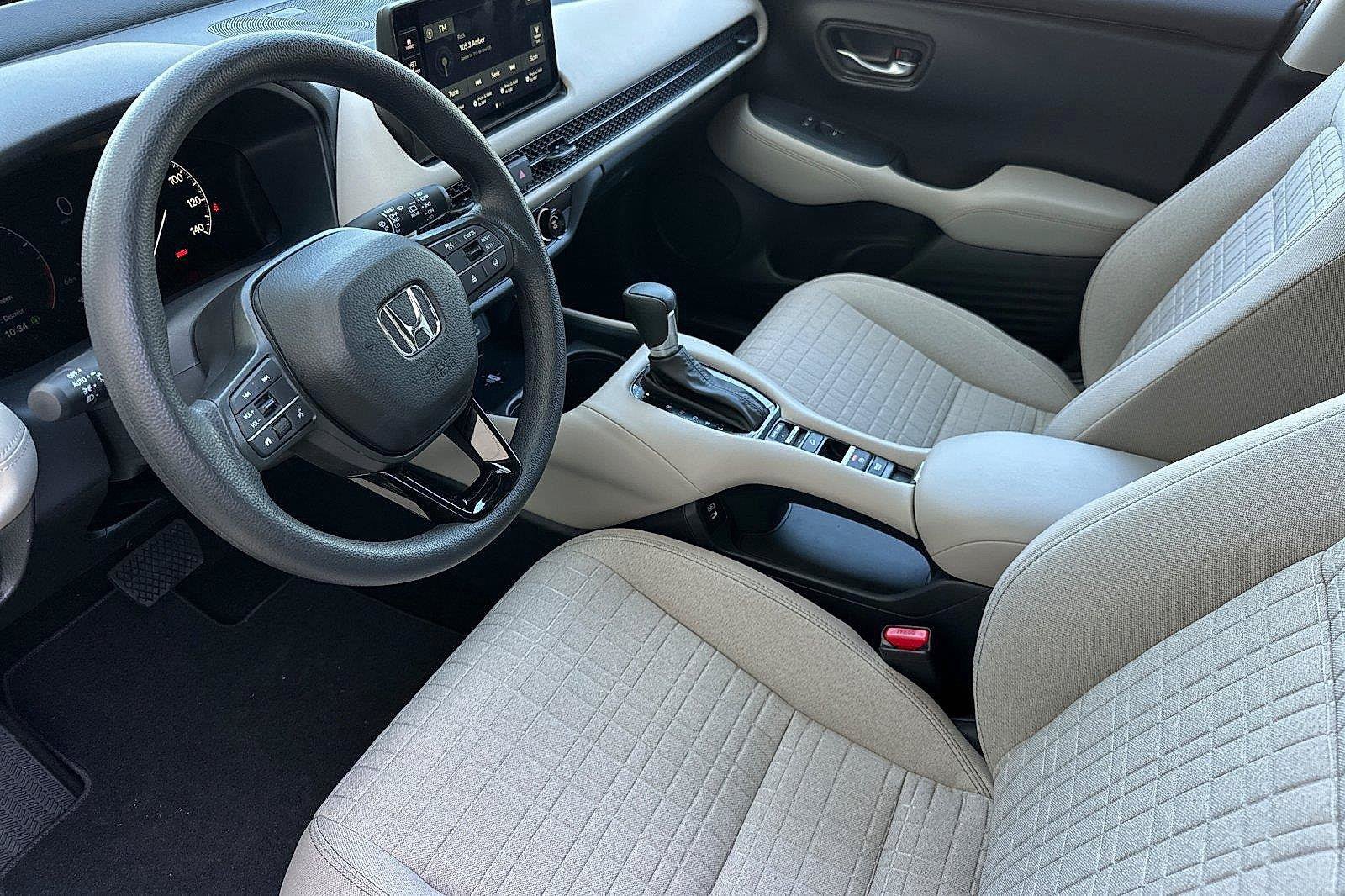 New 2027 Honda HR-V LX image 9