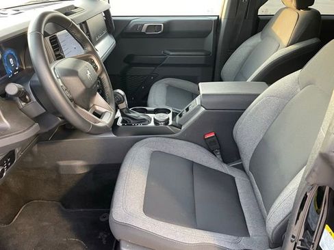 Used 2025 Ford Bronco Big Bend image 13