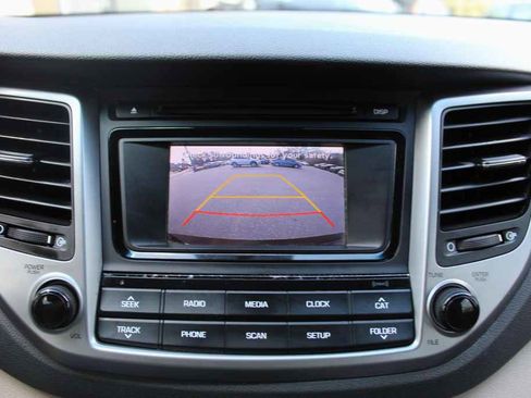 Used 2016 Hyundai Tucson SE w/ Option Group 12 image 19