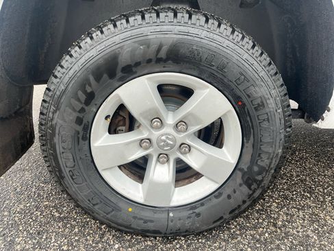 Used 2018 RAM 1500 Express image 28