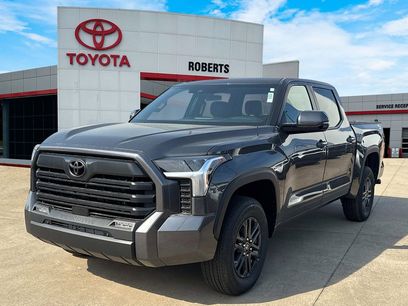 New 2025 Toyota Tundra SR5 w/ SR5 Convenience Package