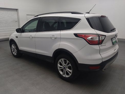 Used 2018 Ford Escape SE FWD image 3
