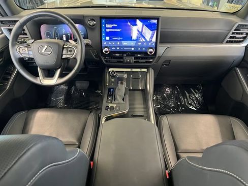 Used 2026 Lexus GX 550 AWD/4WD image 38
