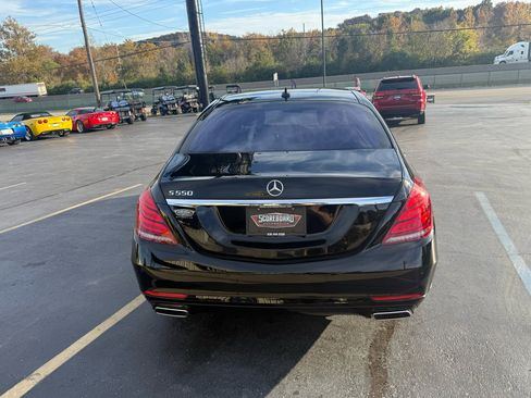 Used 2016 Mercedes-Benz S 550 Sedan image 4