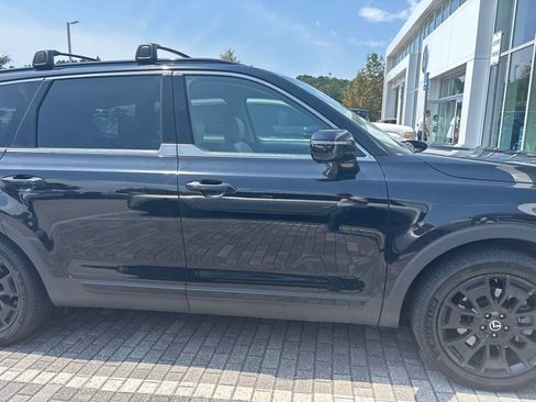 Used 2021 Kia Telluride SX w/ Nightfall Edition Package AWD/4WD image 3