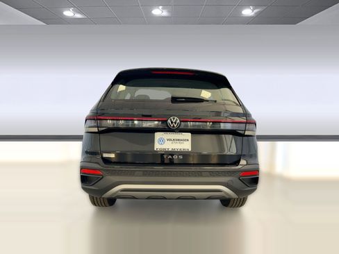 New 2026 Volkswagen Taos S image 10
