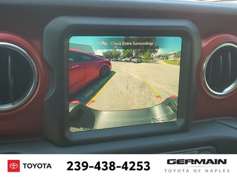 Used 2023 Jeep Gladiator Rubicon AWD/4WD image 27