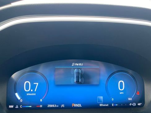 Used 2025 Ford Escape Platinum image 27