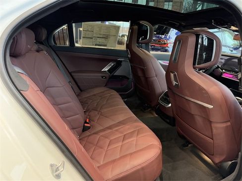 New 2026 BMW 740i xDrive 740i xDrive w/ Executive Package image 29