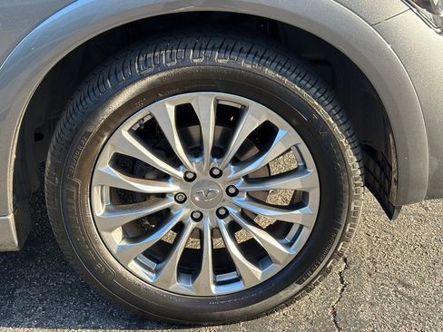Used 2017 INFINITI QX80 2WD w/ Driver Assistance Package image 33