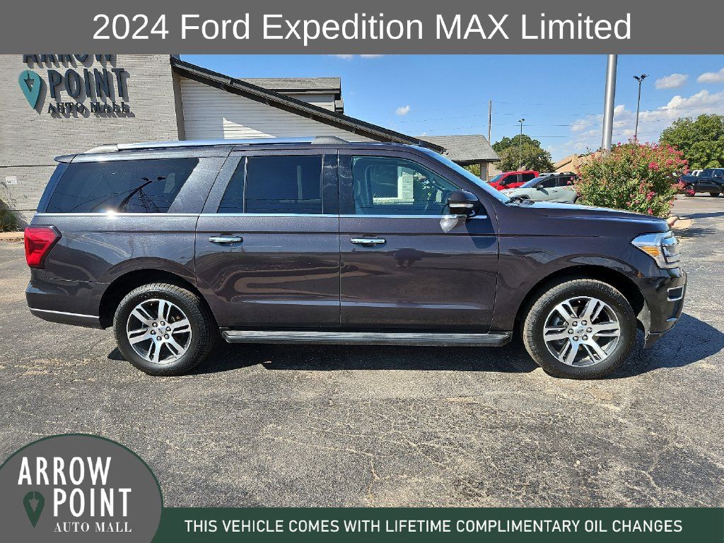 Used 2024 Ford Expedition Max Limited RWD image 13