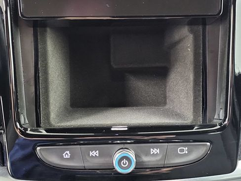Used 2024 Chevrolet Traverse LT w/ LPO, Floor Liner Package AWD/4WD image 19
