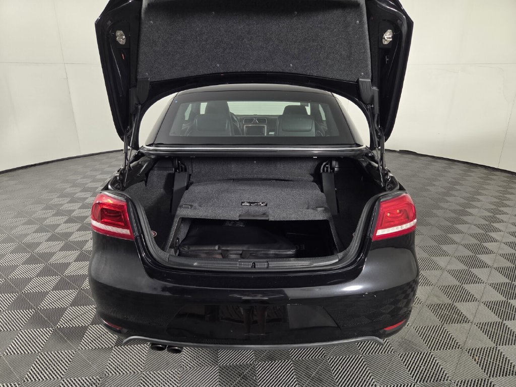 Used 2016 Volkswagen Eos Komfort FWD image 25