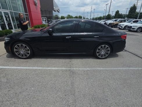 Used 2018 BMW 530i RWD image 3