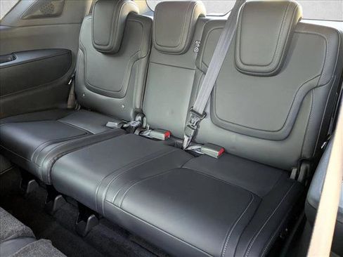 Used 2025 Nissan Armada PRO-4X image 20