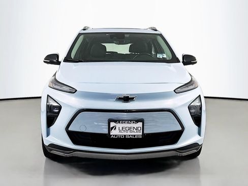 Used 2023 Chevrolet Bolt EUV Premier w/ Sun & Sound Package FWD image 2