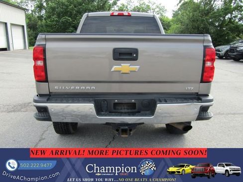 Used 2017 Chevrolet Silverado 2500 LTZ w/ Vortec Plus Package AWD/4WD image 5