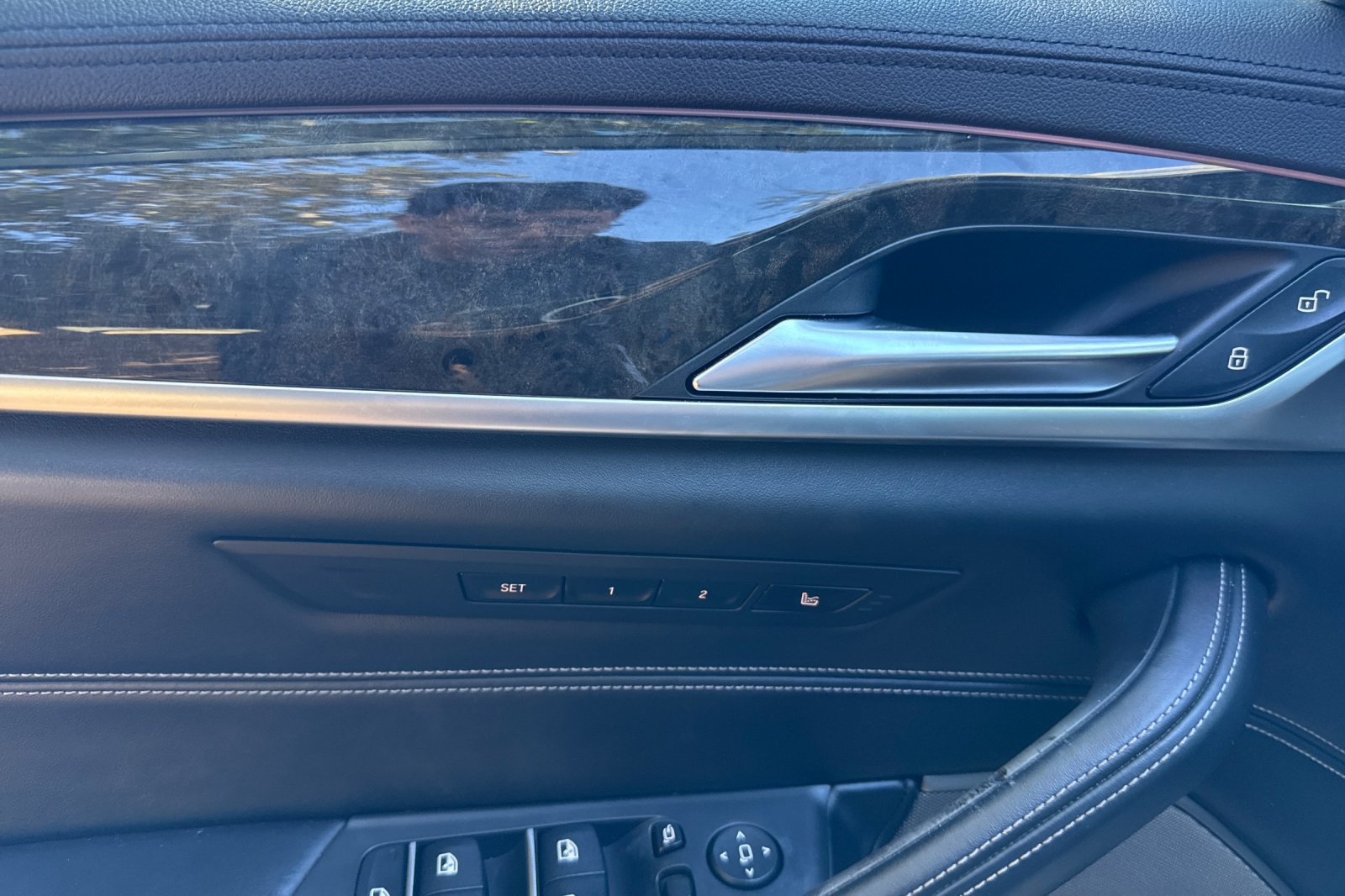 Used 2017 BMW 540i RWD image 11