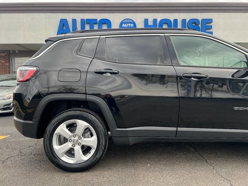Used 2018 Jeep Compass Latitude w/ Popular Equipment Group image 36