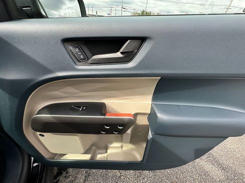 New 2025 Ford Maverick Lariat w/ 4K Tow Package image 23