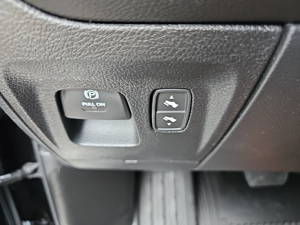 Used 2026 RAM 1500 Big Horn AWD/4WD image 37