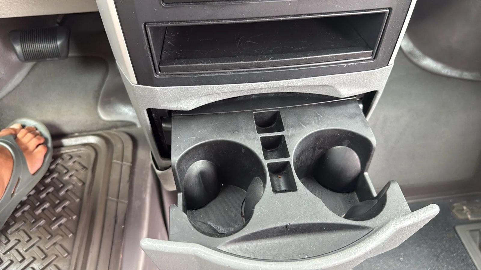 Used 2010 Dodge Grand Caravan SE w/ Climate Group FWD image 36