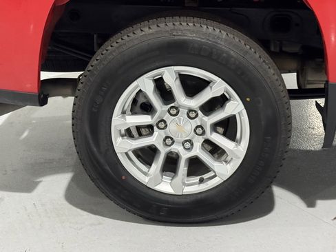 Used 2022 Chevrolet Silverado 1500 LT image 35