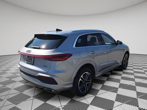 New 2025 Audi Q5 Premium image 8