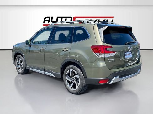 Used 2024 Subaru Forester Touring w/ Pop Package 2 AWD/4WD image 5