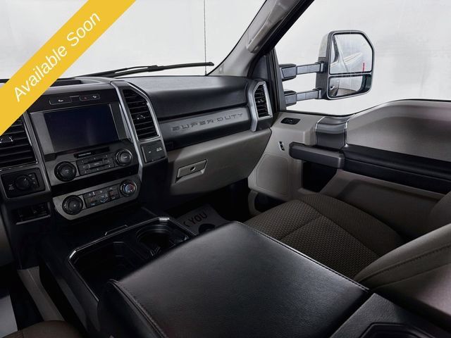 Used 2019 Ford F250 XLT w/ XLT Premium Package AWD/4WD image 23