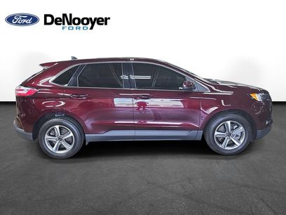 Used 2024 Ford Edge SEL w/ Convenience Package
