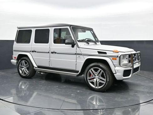 Used 2017 Mercedes-Benz G 63 AMG 4MATIC image 3