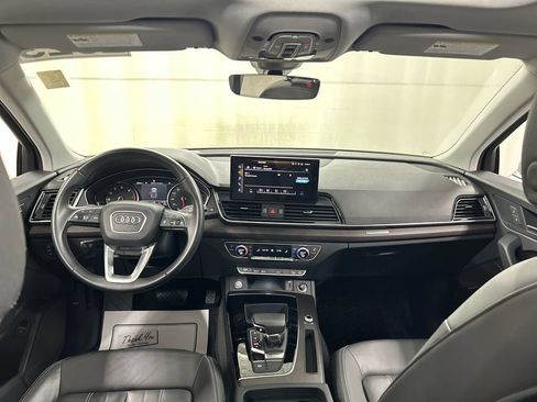 Used 2023 Audi Q5 2.0T Premium w/ Convenience Package AWD/4WD image 18